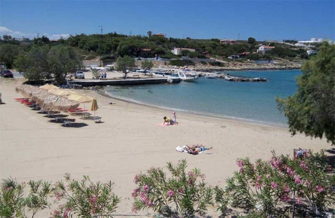 Καθαρό το νερό για κολύμβηση στη παραλία Αγίου Ονουφρίου