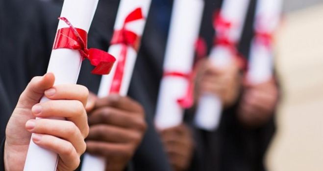 &Alpha;&nu;&alpha;&beta;ά&lambda;&lambda;&epsilon;&tau;&alpha;&iota; &eta; &alpha;&pi;&omicron;&nu;&omicron;&mu;ή &delta;&iota;&pi;&lambda;&omega;&mu;ά&tau;&omega;&nu; &tau;&omicron;&upsilon; &Pi;&omicron;&lambda;&upsilon;&tau;&epsilon;&chi;&nu;&epsilon;ί&omicron;&upsilon; &Kappa;&rho;ή&tau;&eta;&sigmaf;, &lambda;ό&gamma;&omega; &kappa;&omicron;&rho;&omicron;&nu;&omicron;ϊ&omicron;ύ