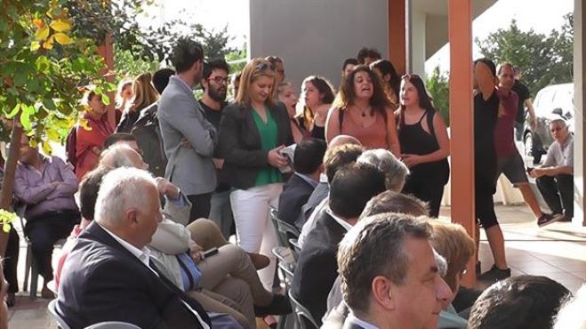 Επεισοδιακά... εγκαίνια στο Ρέθυμνο με ένταση και λογομαχία