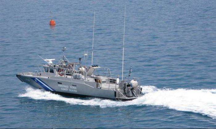 Μεγάλη κινητοποίηση Λιμενικού και Πυροσβεστικής από σκάφος που βυθίστηκε στα Μάταλα
