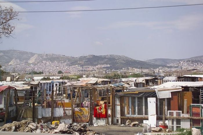 Αποφασίζουν για το ...μέλλον του καταυλισμού