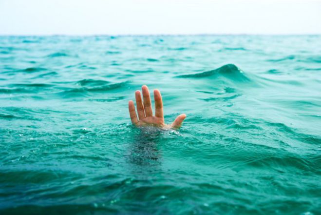 &Tau;&rho;&alpha;&gamma;&iota;&kappa;ό &theta;ά&nu;&alpha;&tau;&omicron; &gamma;&iota;&alpha; έ&nu;&alpha;&nu; 53&chi;&rho;&omicron;&nu;&omicron; &sigma;&tau;&eta;&nu; &theta;ά&lambda;&alpha;&sigma;&sigma;&alpha;