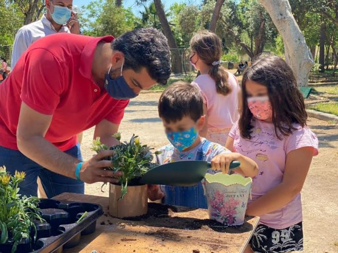 &Mu;&epsilon;&gamma;ά&lambda;&eta; &sigma;&upsilon;&mu;&mu;&epsilon;&tau;&omicron;&chi;ή &sigma;&tau;&iota;&sigmaf; &delta;&rho;ά&sigma;&epsilon;&iota;&sigmaf; &tau;&omicron;&upsilon; &Delta;ή&mu;&omicron;&upsilon; &Chi;&alpha;&nu;ί&omega;&nu; &gamma;&iota;&alpha; &tau;&eta;&nu; &Pi;&alpha;&gamma;&kappa;ό&sigma;&mu;&iota;&alpha; Ή&mu;&epsilon;&rho;&alpha; &Pi;&epsilon;&rho;&iota;&beta;ά&lambda;&lambda;&omicron;&nu;&tau;&omicron;&sigmaf;
