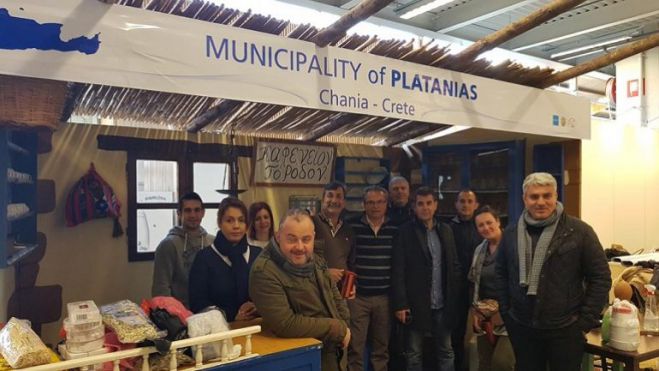 Στήθηκε το Κρητικό παραδοσιακό καφενείο στη ... Στοκχόλμη!