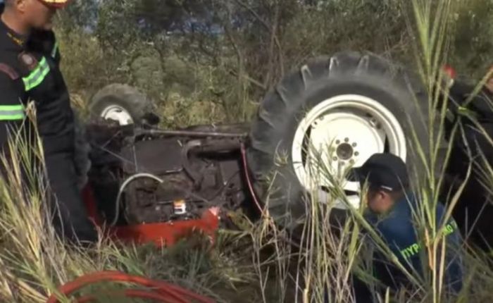 Νεκρός αγρότης που πλακώθηκε από το τρακτέρ του