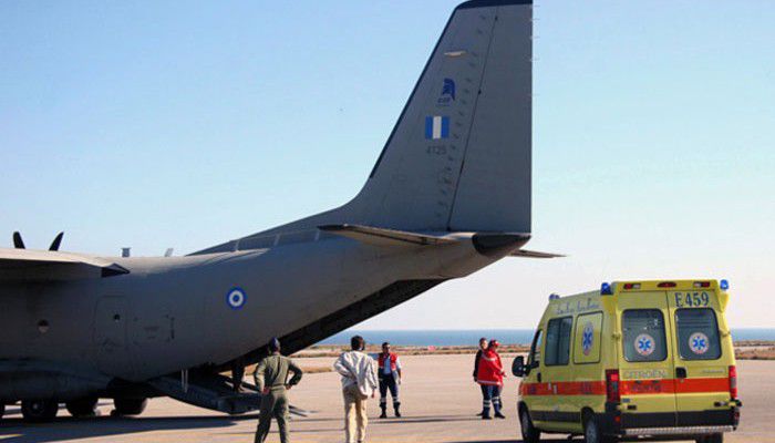 Με στρατιωτικό αεροσκάφος διπλή αεροδιακομιδή από Χανιά για Αθήνα