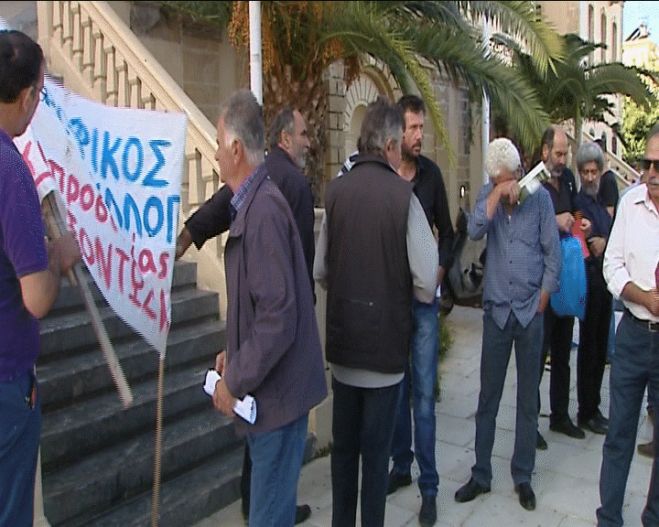 &Delta;&iota;&alpha;&mu;&alpha;&rho;&tau;&upsilon;&rho;ί&alpha; &alpha;&pi;ό &tau;&eta;&nu; &Epsilon;&nu;&omega;&tau;&iota;&kappa;ή &Omicron;&mu;&omicron;&sigma;&pi;&omicron;&nu;&delta;ί&alpha; &Alpha;&gamma;&rho;&omicron;&tau;&iota;&kappa;ώ&nu; &Sigma;&upsilon;&lambda;&lambda;ό&gamma;&omega;&nu; &sigma;&tau;&eta;&nu; &Alpha;&nu;&tau;&iota;&pi;&epsilon;&rho;&iota;&phi;έ&rho;&epsilon;&iota;&alpha; &Chi;&alpha;&nu;ί&omega;&nu;