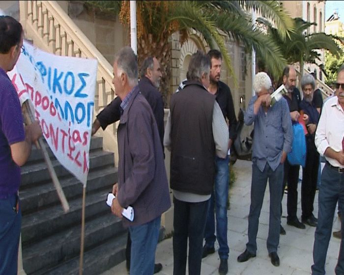 &Delta;&iota;&alpha;&mu;&alpha;&rho;&tau;&upsilon;&rho;ί&alpha; &alpha;&pi;ό &tau;&eta;&nu; &Epsilon;&nu;&omega;&tau;&iota;&kappa;ή &Omicron;&mu;&omicron;&sigma;&pi;&omicron;&nu;&delta;ί&alpha; &Alpha;&gamma;&rho;&omicron;&tau;&iota;&kappa;ώ&nu; &Sigma;&upsilon;&lambda;&lambda;ό&gamma;&omega;&nu; &sigma;&tau;&eta;&nu; &Alpha;&nu;&tau;&iota;&pi;&epsilon;&rho;&iota;&phi;έ&rho;&epsilon;&iota;&alpha; &Chi;&alpha;&nu;ί&omega;&nu;