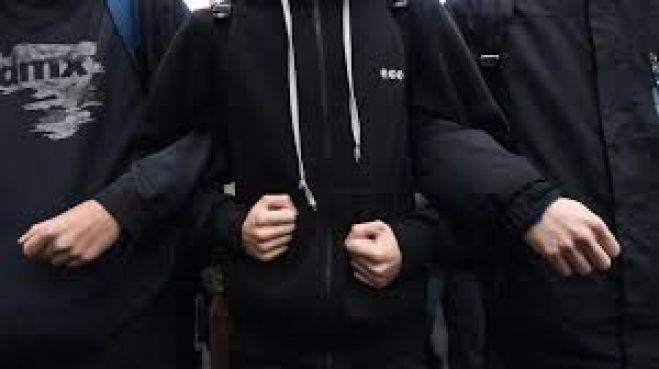 &Sigma;&tau;&eta;&nu; &kappa;&iota;&nu;&eta;&tau;&omicron;&pi;&omicron;ί&eta;&sigma;&eta; &gamma;&iota;&alpha; &tau;&omicron; &alpha;&sigma;&phi;&alpha;&lambda;&iota;&sigma;&tau;&iota;&kappa;ό  &phi;&omicron;&iota;&tau;&eta;&tau;έ&sigmaf; &tau;&omicron;&upsilon; &Pi;&omicron;&lambda;&upsilon;&tau;&epsilon;&chi;&nu;&epsilon;ί&omicron;&upsilon;