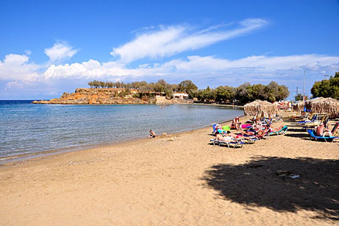 Στη δημοπράτηση αναψυκτηρίων προχωρά ο δήμος Χανίων