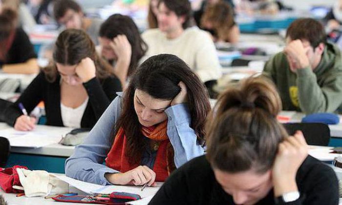 Δεύτερη μέρα πανελλαδικών εξετάσεων