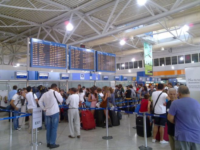 Σύλληψεις στο αεροδρόμιο Ηρακλείου