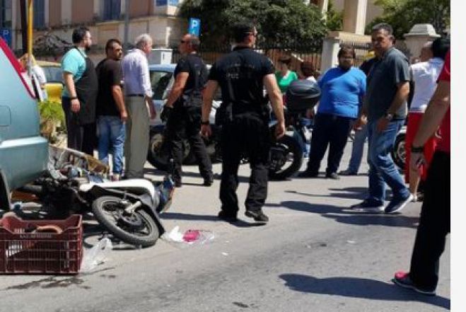 Σοβαρό τροχαίο στα Χανιά - Ακρωτηριάστηκε οδηγός delivery