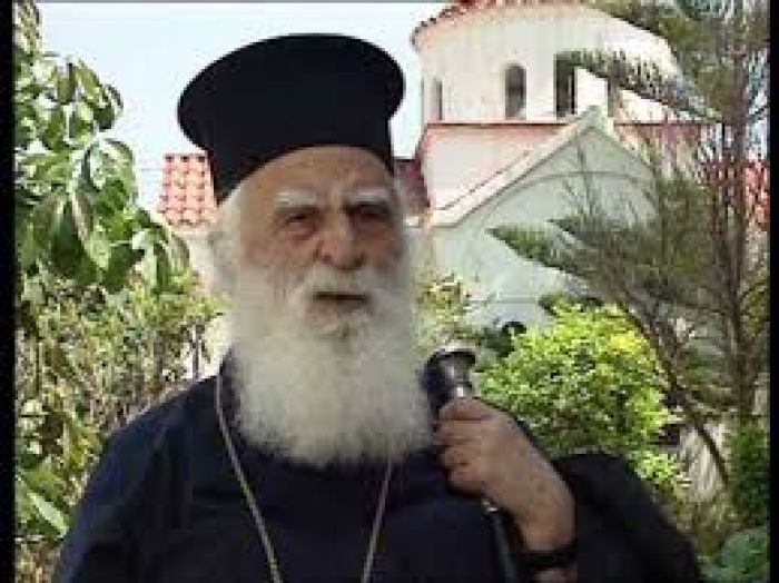 Λαμπαδηδρομία στη μνήμη του Μακαριστού Ειρηναίου Γαλανάκη