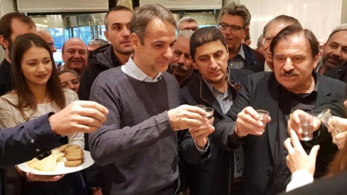 Στις εκλογές της Παγκρητίου Ένωσης παραβρέθηκε ο Κυριάκος Μητσοτάκης|