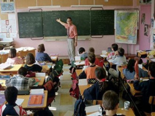 &Epsilon;&nu;&sigma;&tau;ά&sigma;&epsilon;&iota;&sigmaf; &gamma;&iota;&alpha; &tau;&eta; &delta;&iota;&alpha;&delta;&iota;&kappa;&alpha;&sigma;ί&alpha; &epsilon;&gamma;&gamma;&rho;&alpha;&phi;ώ&nu; &sigma;&tau;&alpha; &sigma;&chi;&omicron;&lambda;&epsilon;ί&alpha;