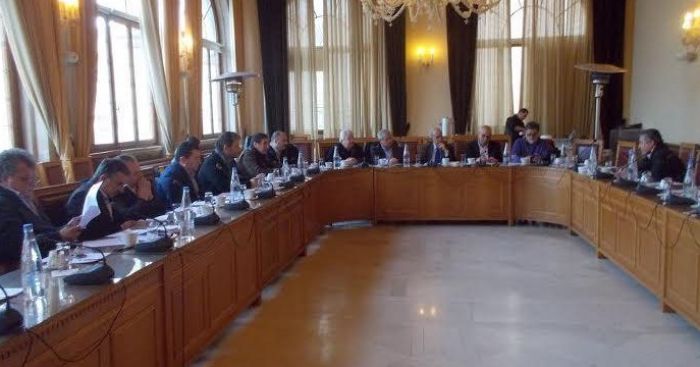 Σε αδιέξοδο η συνεδρίαση για τα απορρίμματα