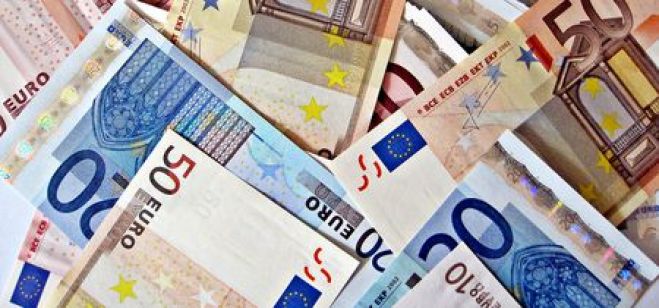 &Kappa;&alpha;&mu;&pi;ά&nu;&alpha;&rdquo; 10.000 &epsilon;&upsilon;&rho;ώ &sigma;&epsilon; &mu;&pi;&alpha;&rho; &sigma;&tau;&eta; &Chi;&epsilon;&rho;&sigma;ό&nu;&eta;&sigma;&omicron; &gamma;&iota;&alpha; &sigma;&epsilon;&rho;&beta;ί&rho;&iota;&sigma;&mu;&alpha; &mu;&epsilon;&tau;ά &tau;&alpha; &mu;&epsilon;&sigma;ά&nu;&upsilon;&chi;&tau;&alpha;.