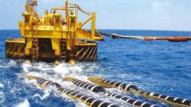 &Delta;&eta;&mu;&omicron;&sigma;&kappa;ό&pi;&eta;&sigma;&eta;: &Pi;ώ&sigmaf; &beta;&lambda;έ&pi;&omicron;&upsilon;&nu; &omicron;&iota; &Kappa;&rho;&eta;&tau;&iota;&kappa;&omicron;ί &tau;&eta;&nu; &eta;&lambda;&epsilon;&kappa;&tau;&rho;&iota;&kappa;ή &delta;&iota;&alpha;&sigma;ύ&nu;&delta;&epsilon;&sigma;&eta; &mu;&epsilon; &tau;&eta;&nu; &Alpha;&tau;&tau;&iota;&kappa;ή