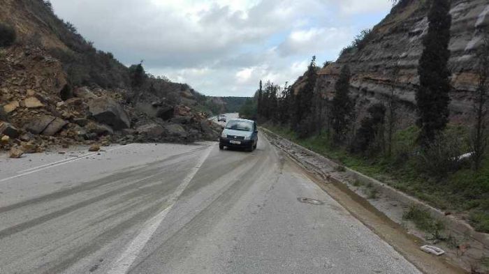 &Delta;&epsilon;&nu; &alpha;&nu;&omicron;ί&gamma;&epsilon;&iota; &alpha;&kappa;ό&mu;&alpha; &omicron; &Beta;&Omicron;&Alpha;&Kappa;