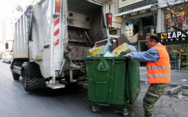 Τραυματίστηκε σε τροχαίο εργαζόμενος σε απορριμματοφόρο στο Λασίθι