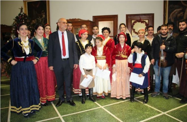 &Pi;&rho;&omega;&tau;&omicron;&chi;&rho;&omicron;&nu;&iota;ά&tau;&iota;&kappa;&alpha; &kappa;ά&lambda;&alpha;&nu;&tau;&alpha; &sigma;&tau;&omicron; &Delta;&eta;&mu;&alpha;&rho;&chi;&epsilon;ί&omicron; &Chi;&alpha;&nu;ί&omega;&nu;